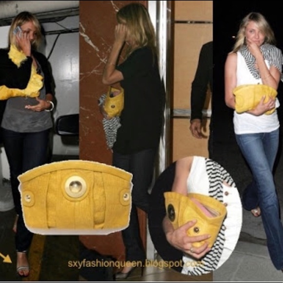 Gustto Handbags - Gustto Leather Clutch